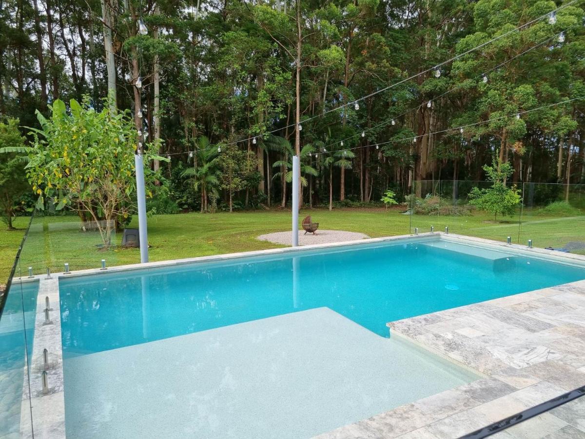 The Poolhaus Retreat - Peaceful Private Studio Valdora Buitenkant foto